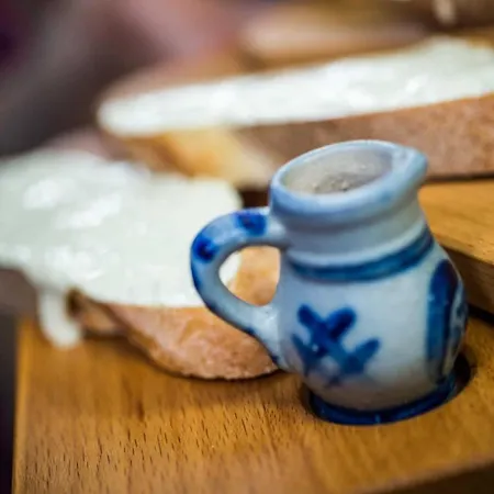 Landgasthof Brunnenwirt Zum Meenzer Fischbachtal