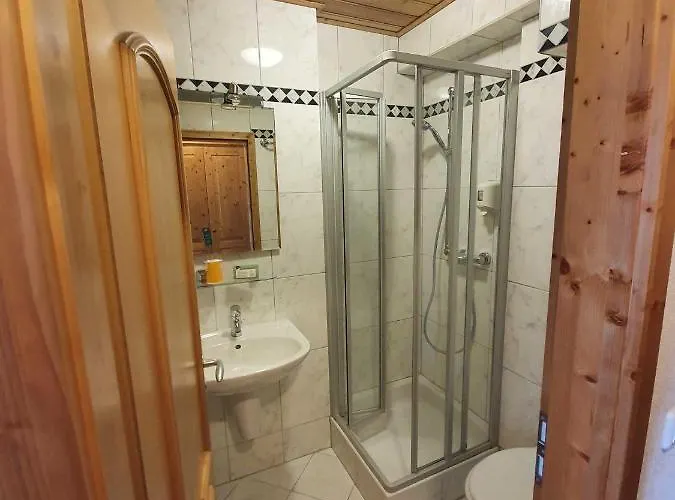 Landgasthof Brunnenwirt Zum Meenzer Мини-отель