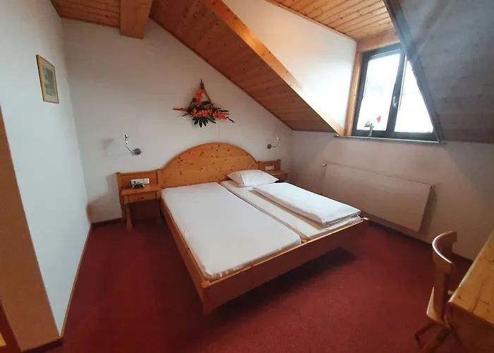 Landgasthof Brunnenwirt Zum Meenzer Fischbachtal